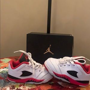 Good condition Jordan size 7